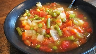 Want some homemade vegetable soup? This easy soup recipe makes a delicious and healthy vegetarian dinner in just 40 minutes! | Tiny Kitchen Cuisine | https://tiny.kitchen